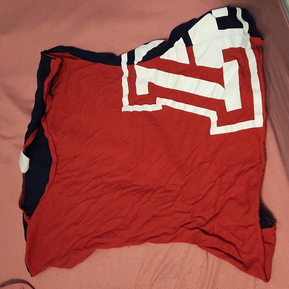 U of A L shirt